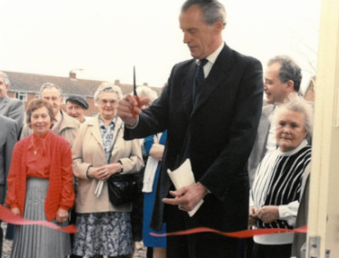 1988 - New Resource Centre
